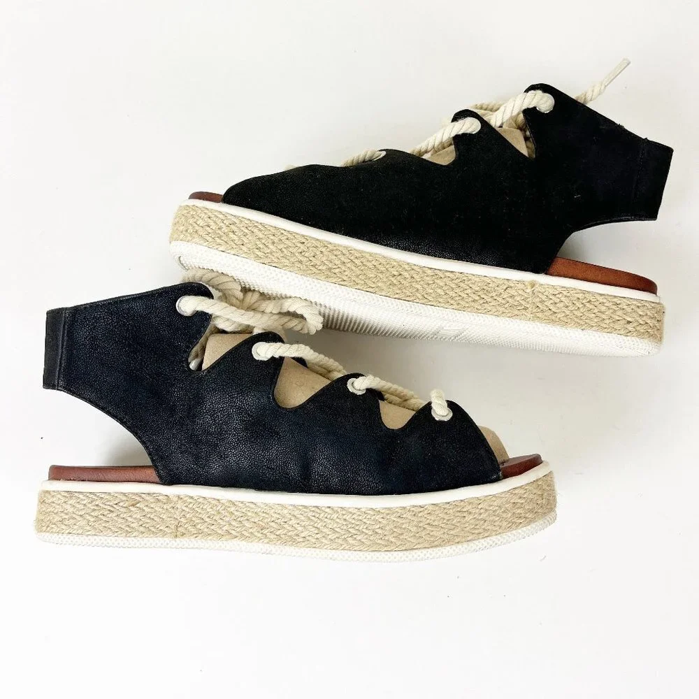 2/$30 MIA Delena Vegan Suede Platform Sandal 7.5 NWOT